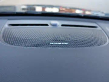 VOLVO XC40 Black Edition Plus B3 360 Cam Panorama BLIS