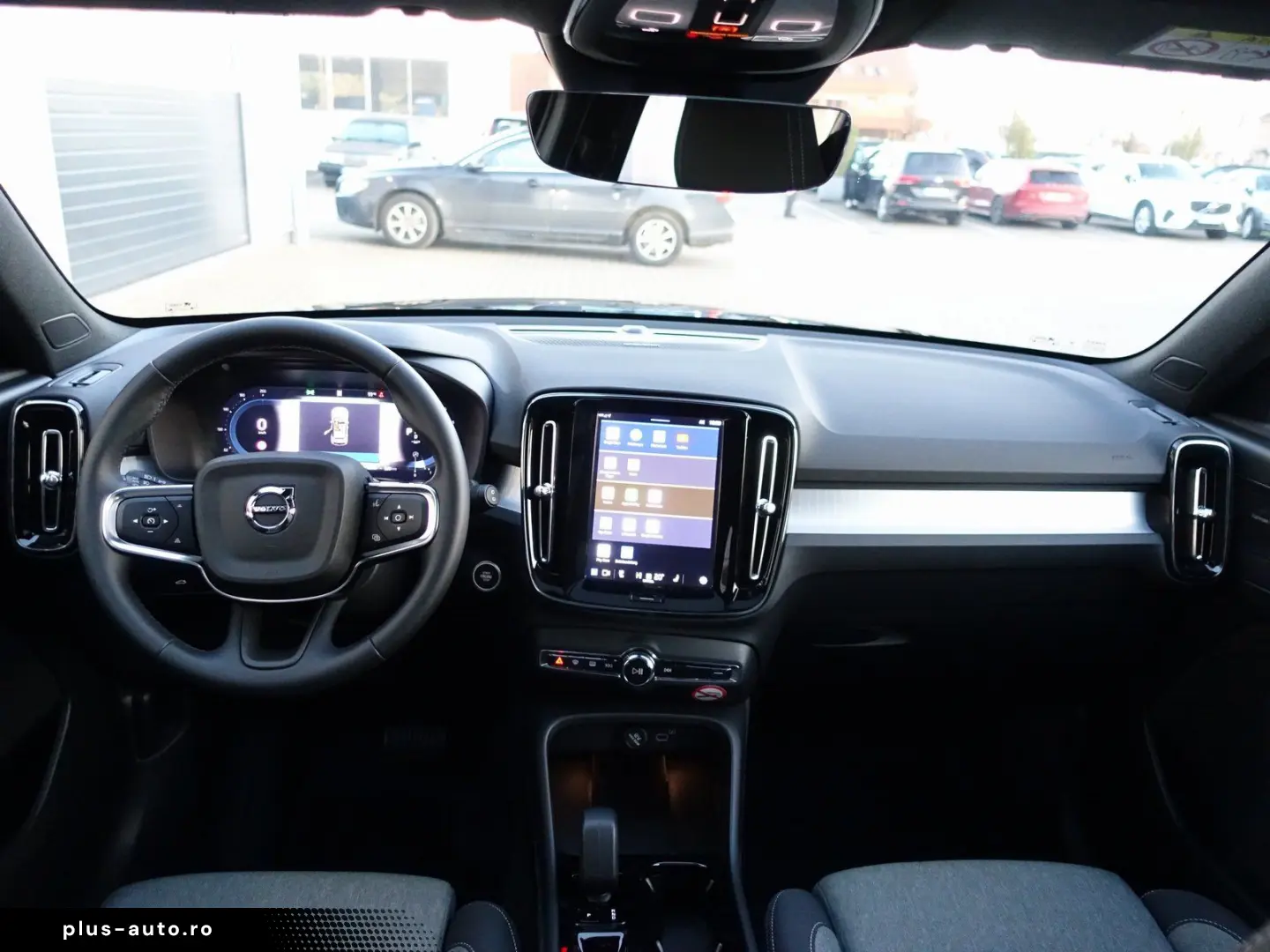 VOLVO XC40 Black Edition Plus B3 360 Cam Panorama BLIS