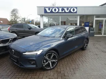 VOLVO V60 B4 Ultra Dark B&W Massage AHK 360  HeadUP