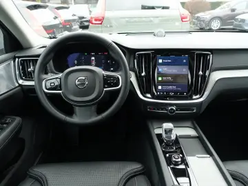 VOLVO V60 B4 Ultra Dark B&W Massage AHK 360  HeadUP