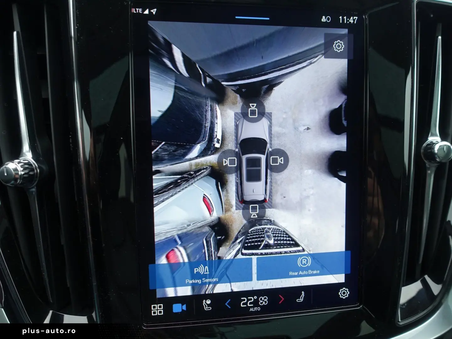 VOLVO V60 B4 Ultra Dark B&W Massage AHK 360  HeadUP