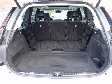 VOLVO XC90 Plus Bright T8 AWD Plug-in hybrid PANO HUD