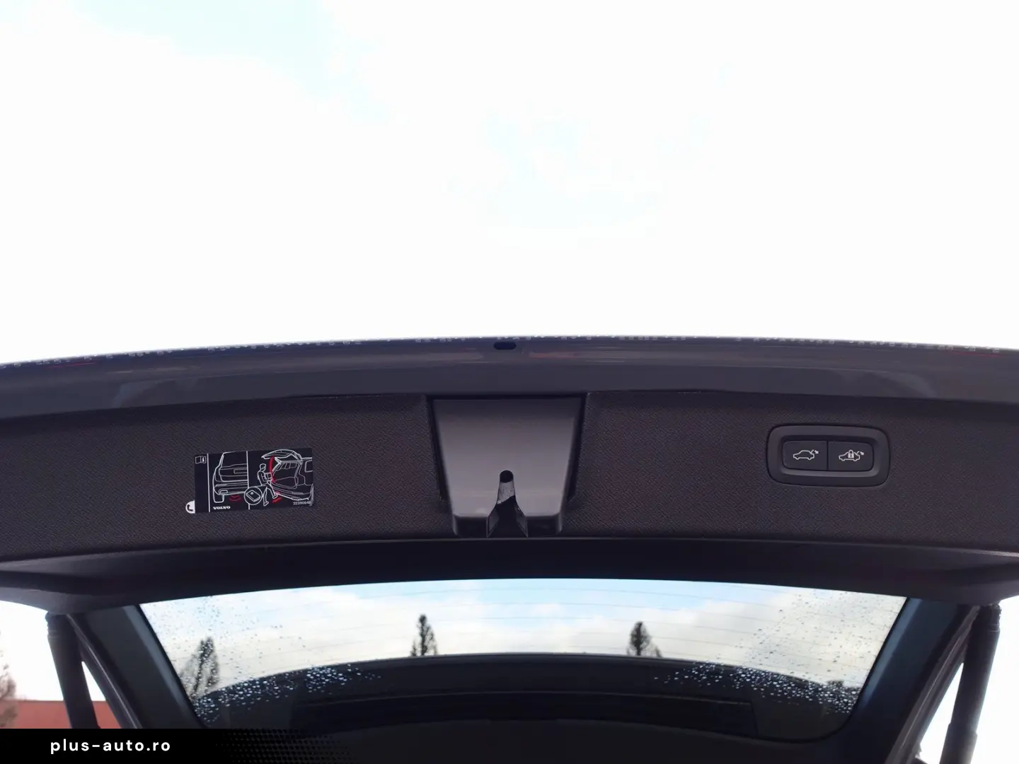 VOLVO XC90 Plus Bright T8 AWD Plug-in hybrid PANO HUD