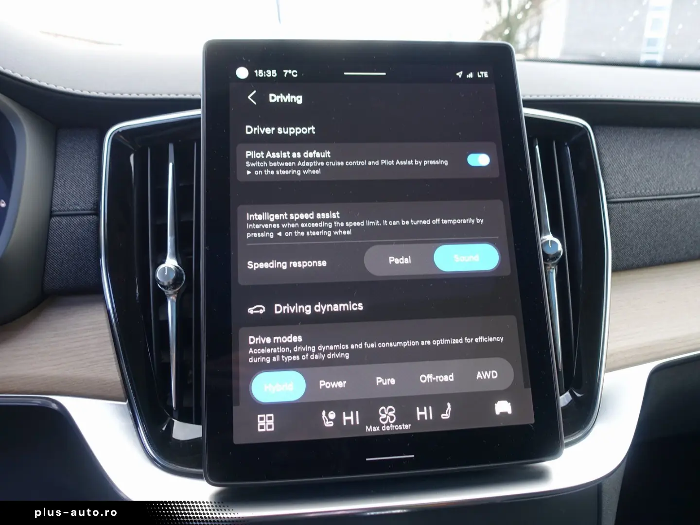 VOLVO XC90 Plus Bright T8 AWD Plug-in hybrid PANO HUD