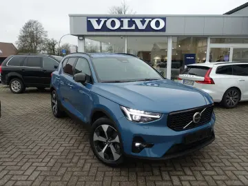 VOLVO XC40 Plus B3 Dark 360  H&K Carplay Memory BLIS