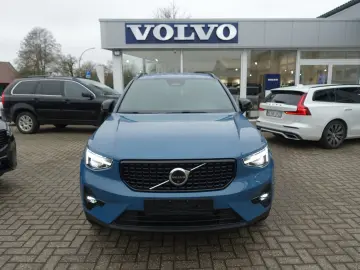 VOLVO XC40 Plus B3 Dark 360  H&K Carplay Memory BLIS
