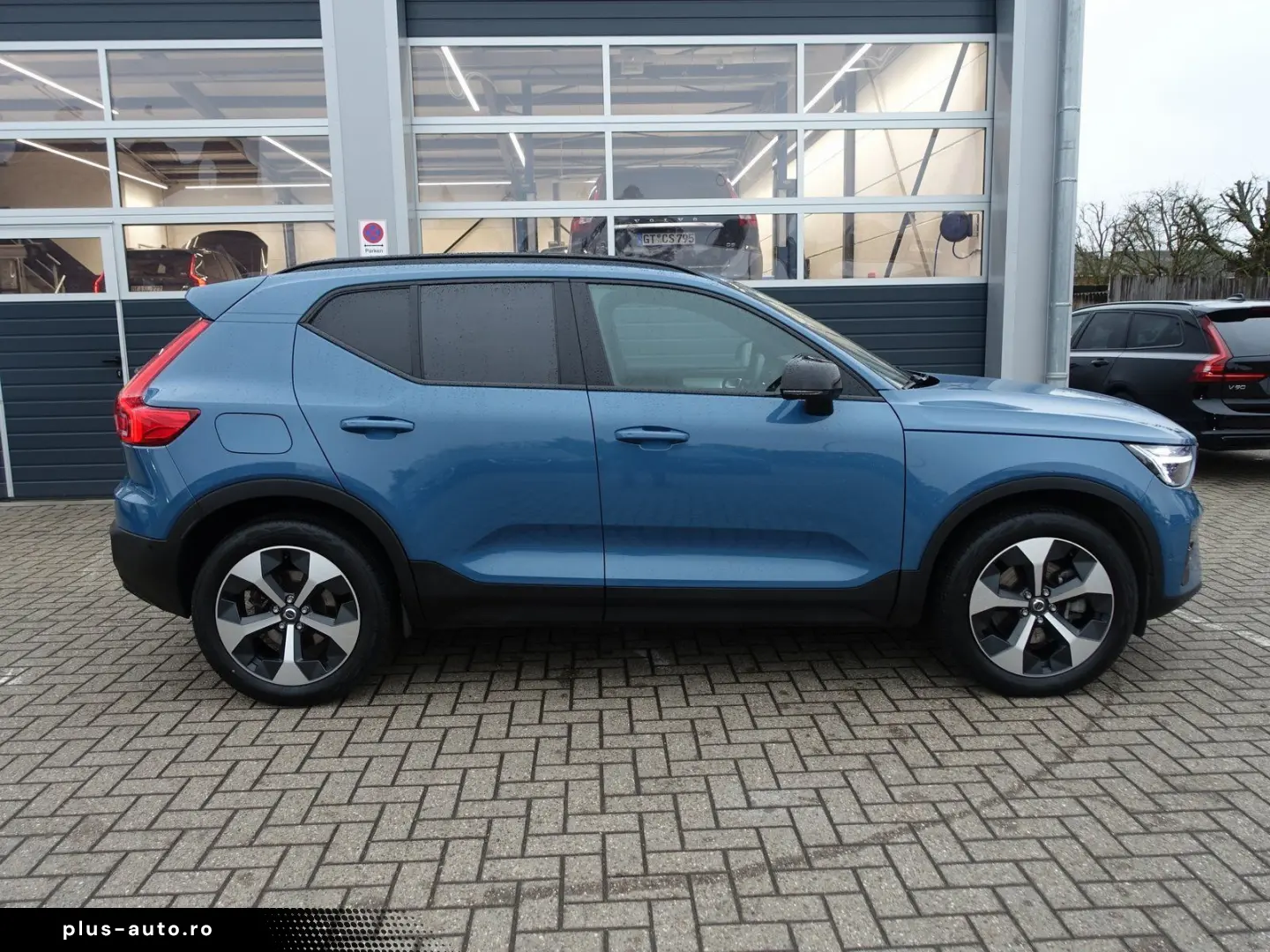 VOLVO XC40 Plus B3 Dark 360  H&K Carplay Memory BLIS