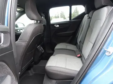 VOLVO XC40 Plus B3 Dark 360  H&K Carplay Memory BLIS