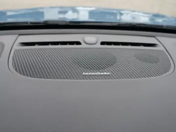 VOLVO XC40 Plus B3 Dark 360  H&K Carplay Memory BLIS