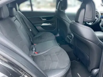 MERCEDES-BENZ E 300 e AMG-ADVANCED   DISTRONIC 360 KAMERA