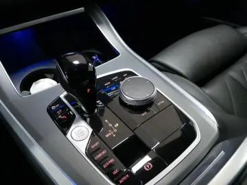 BMW X5 xDrive 30d M Sport ACC AHK DAB HuD Memory