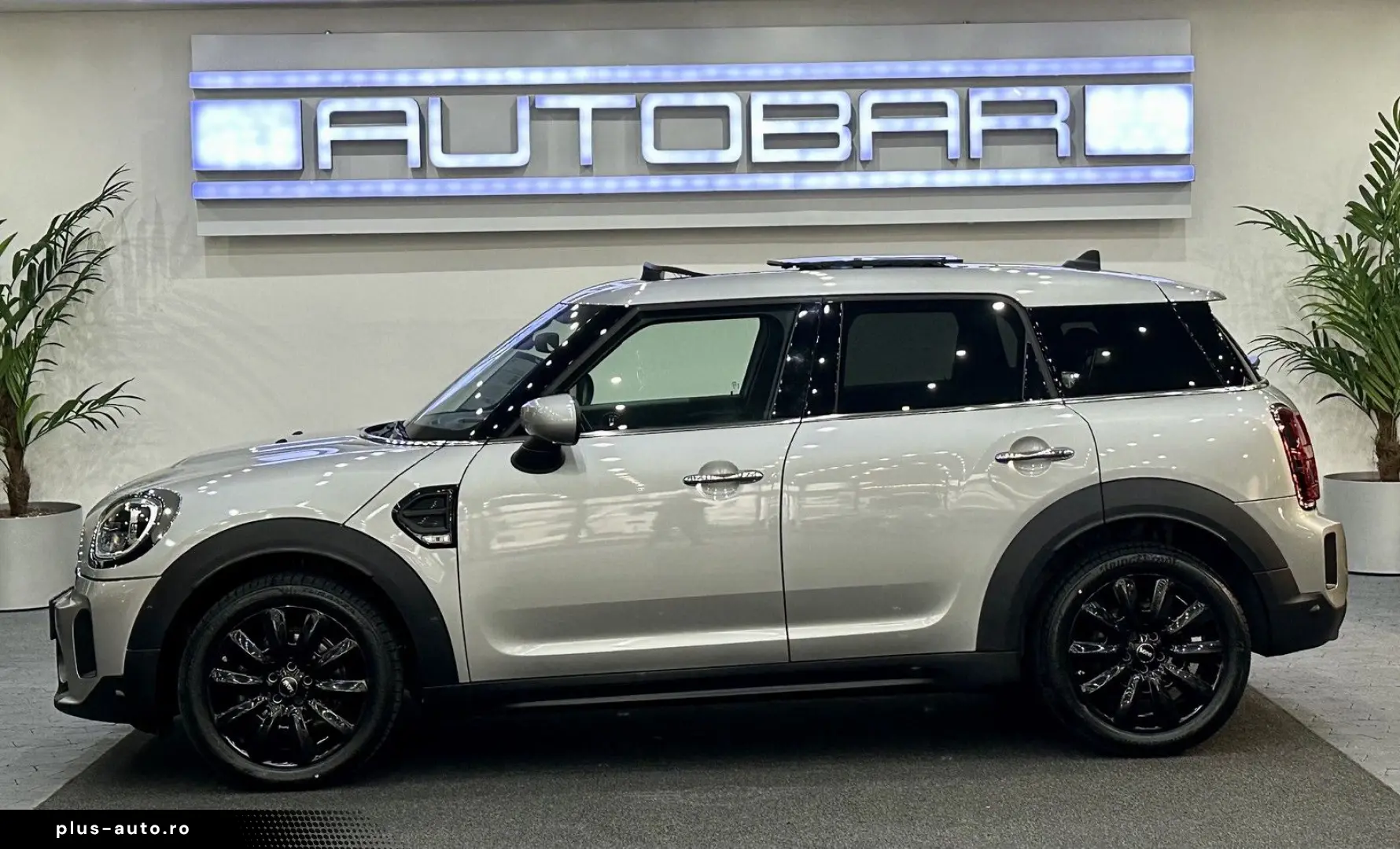 MINI Cooper Countryman PREMIUM PANO HUD LEDER MEMO KA