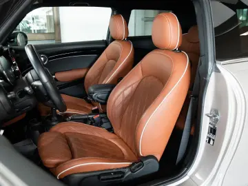 MINI COOPER JCW Trim RückFahrKam AdapLED uvm.