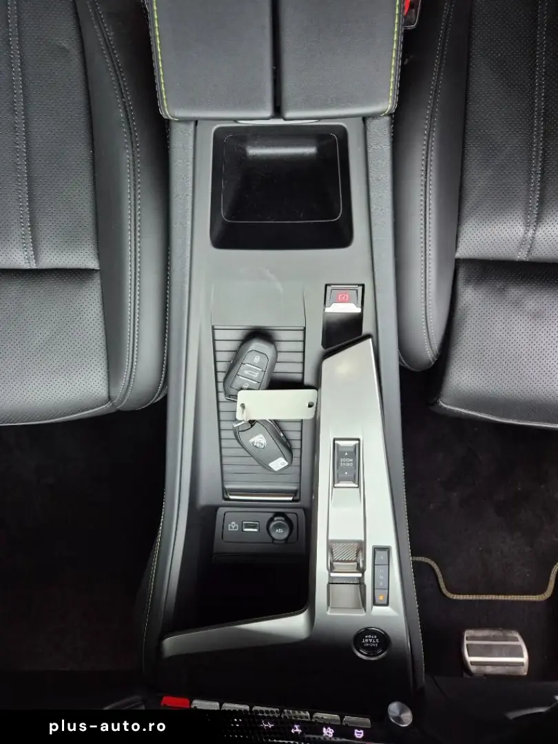 PEUGEOT 408 GT Hybrid 180 EAT8 LEDER FOCAL 360 CAM LED