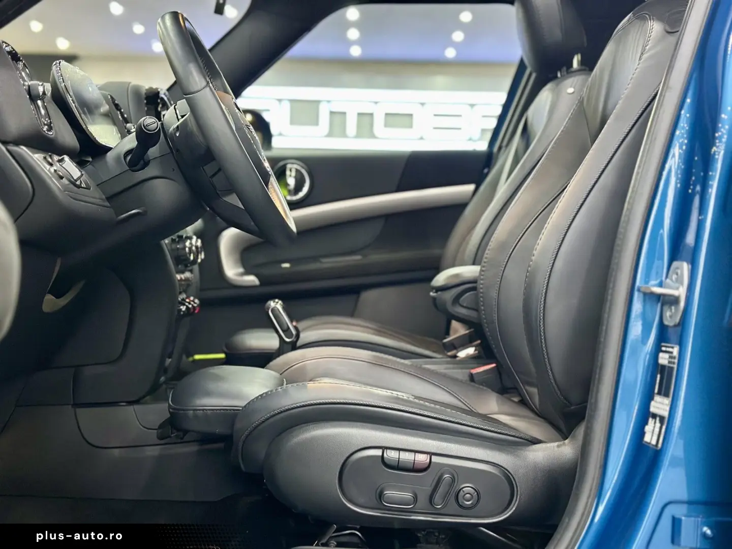 MINI Cooper Countryman PREMIUM HUD PANO LEDER MEMO KA