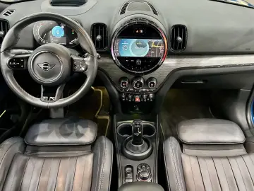 MINI Cooper Countryman PREMIUM HUD PANO LEDER MEMO KA