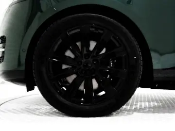 Land Rover Range Rover P550e PHEV Autobiography L460