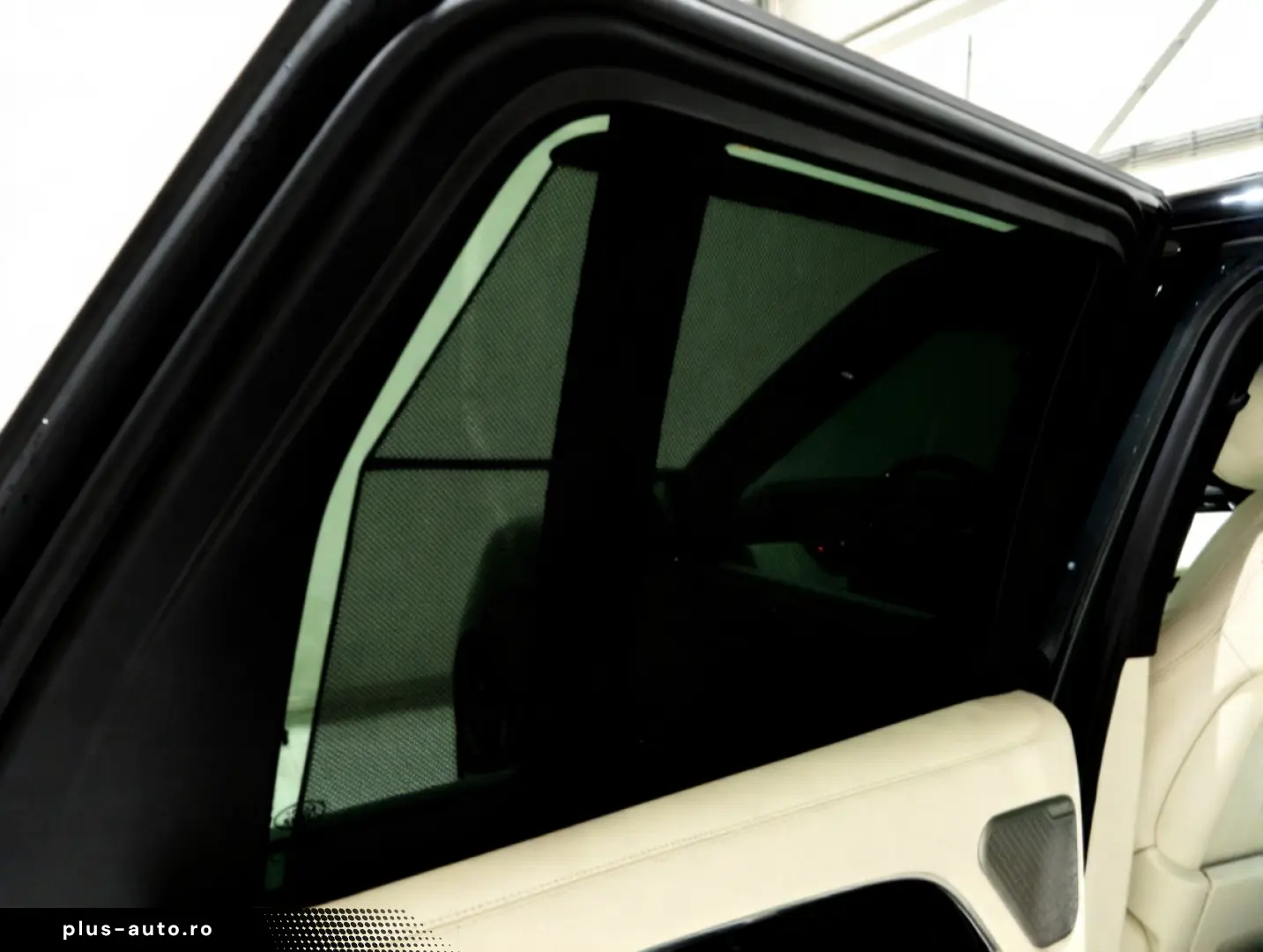 Land Rover Range Rover P550e PHEV Autobiography L460