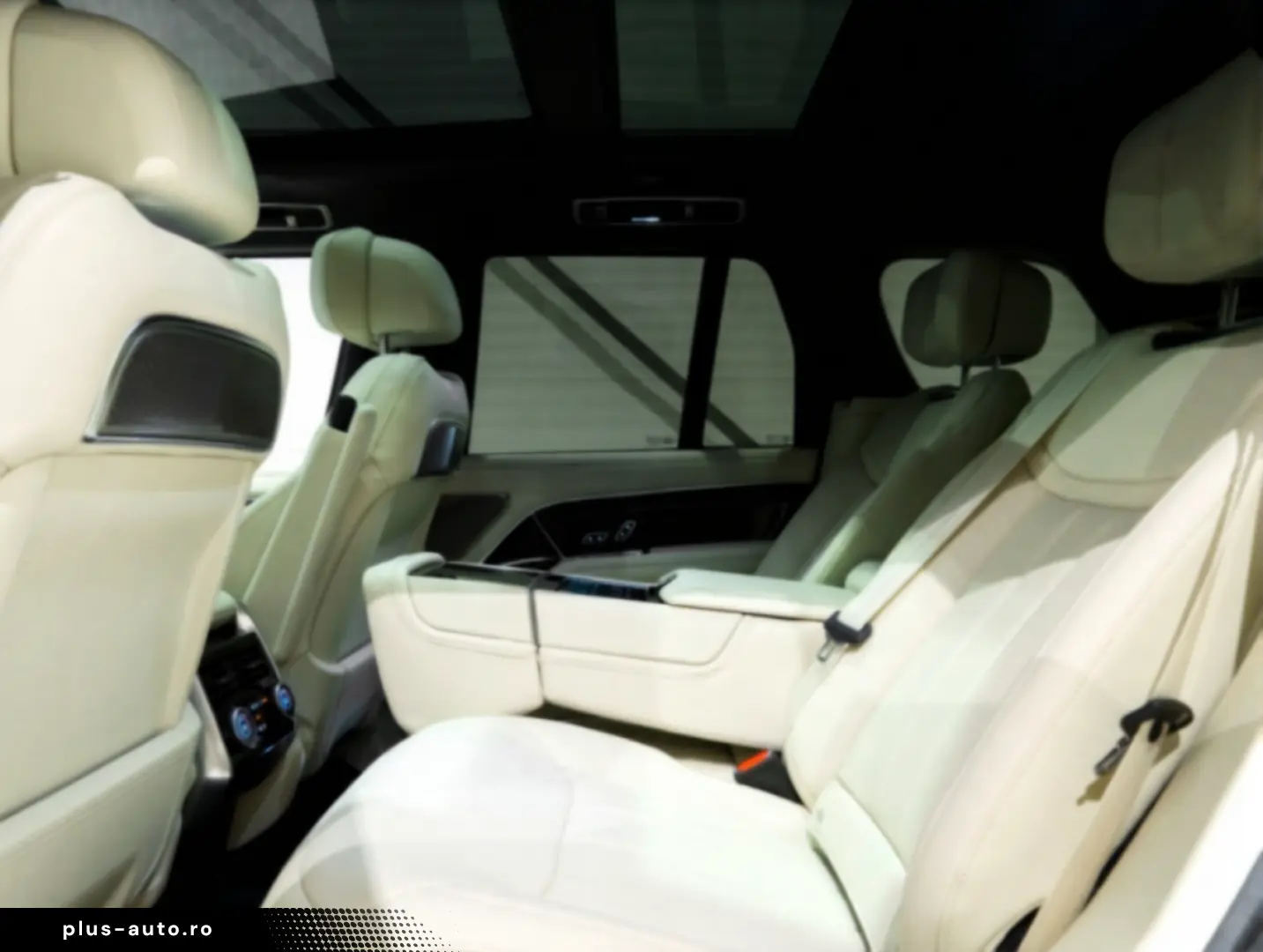 Land Rover Range Rover P550e PHEV Autobiography L460