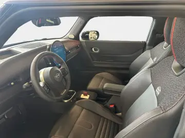 MINI Cooper S JCW Trim Paket XL Navi HuD H K Pano