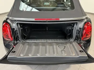 MINI John Cooper Works Cabrio NAV LED H&K 18ZO KAMERA