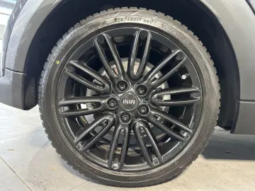 MINI Cooper S Classic Trim NAV LED PANO KAMERA HEADUP