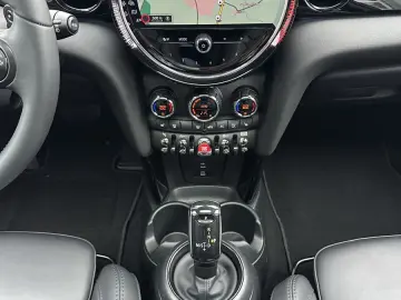 MINI Cooper S Classic Trim NAV LED PANO KAMERA HEADUP