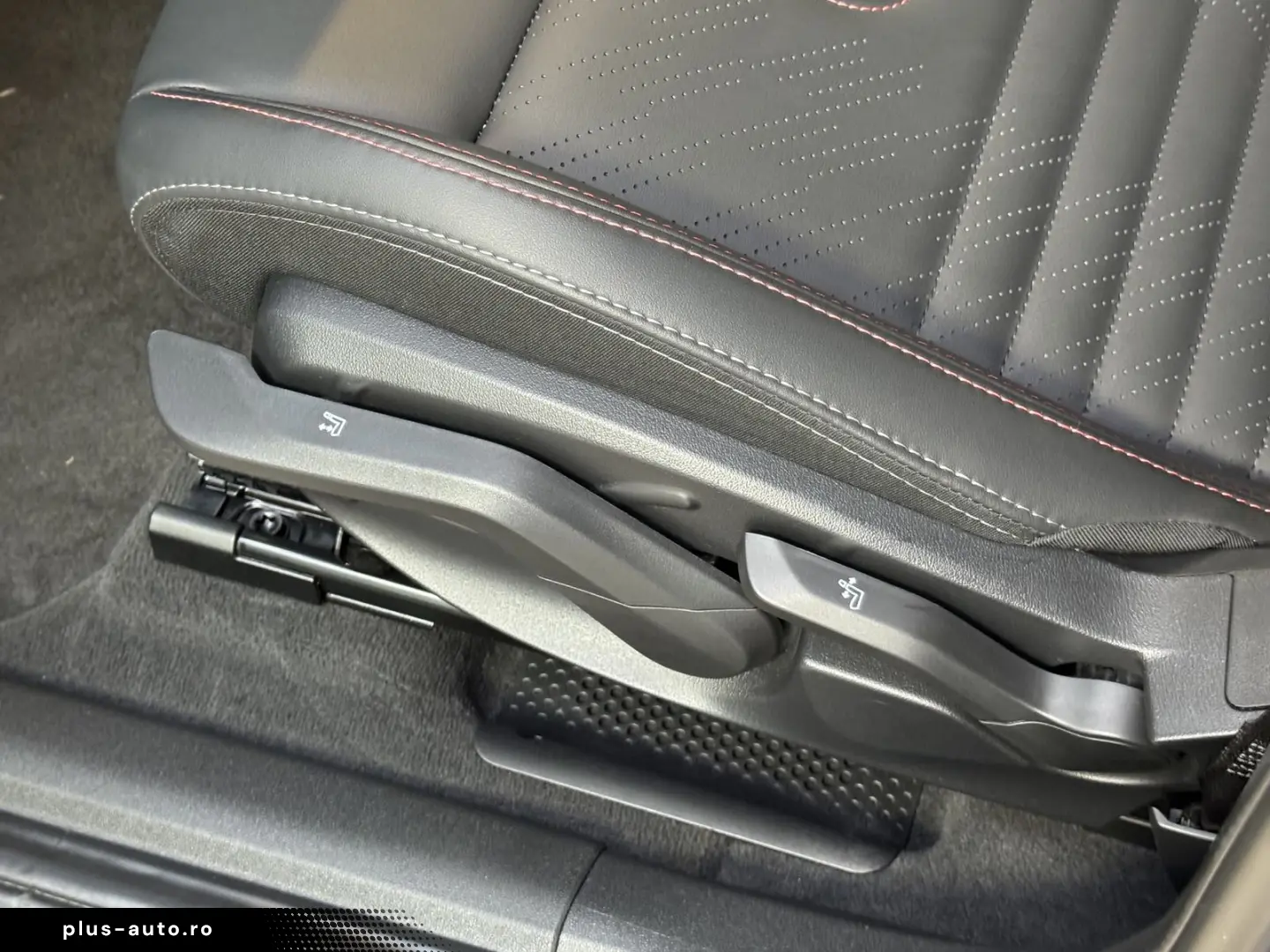 MINI Cooper C Countryman JCW Trim Package L Pano ACC