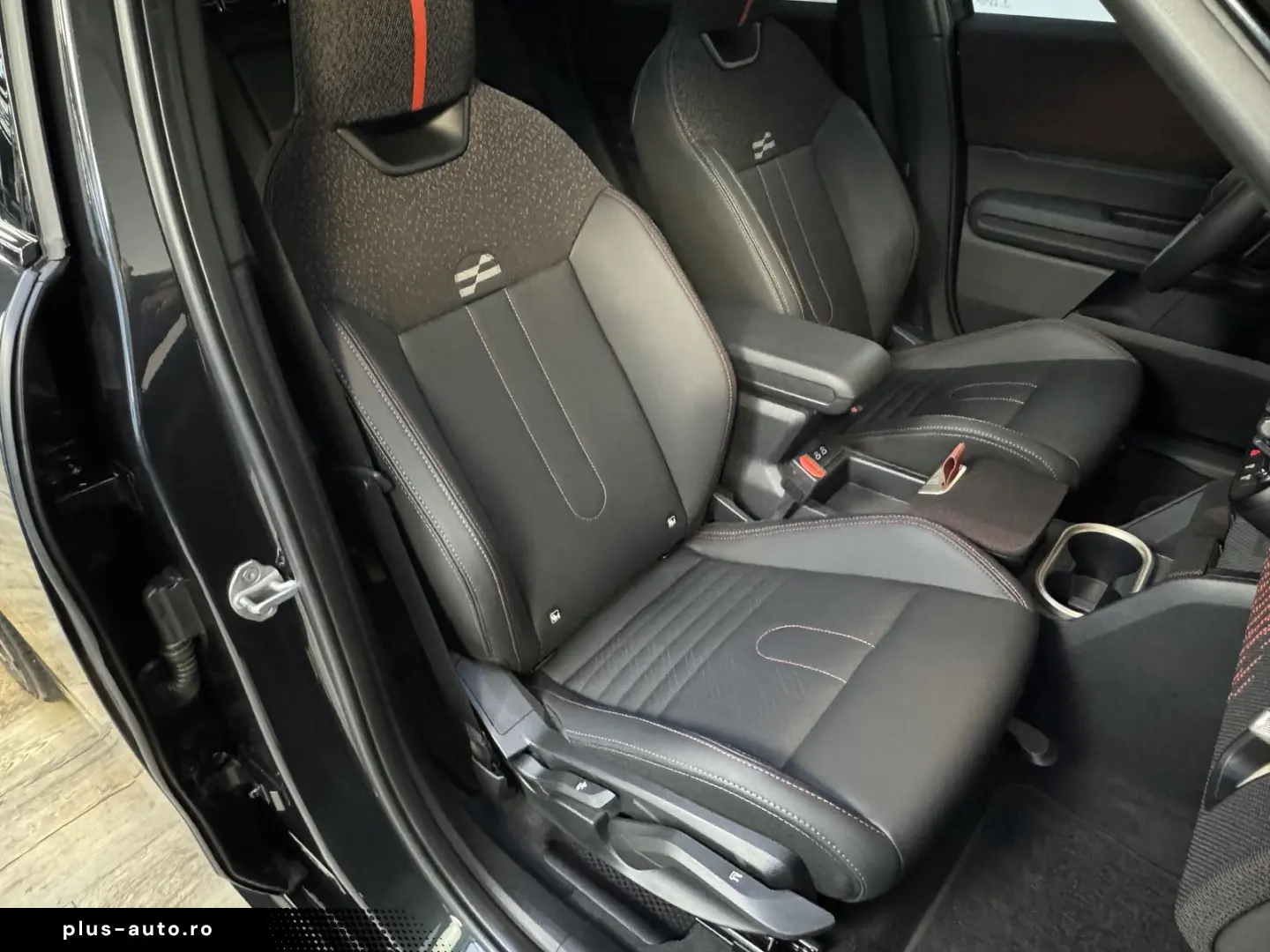 MINI Cooper C Countryman JCW Trim Package L Pano ACC