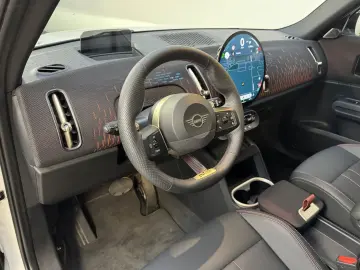 MINI Cooper C Countryman JCW Trim Package L Pano ACC