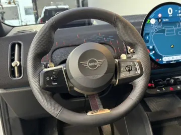 MINI Cooper C Countryman JCW Trim Package L Pano ACC