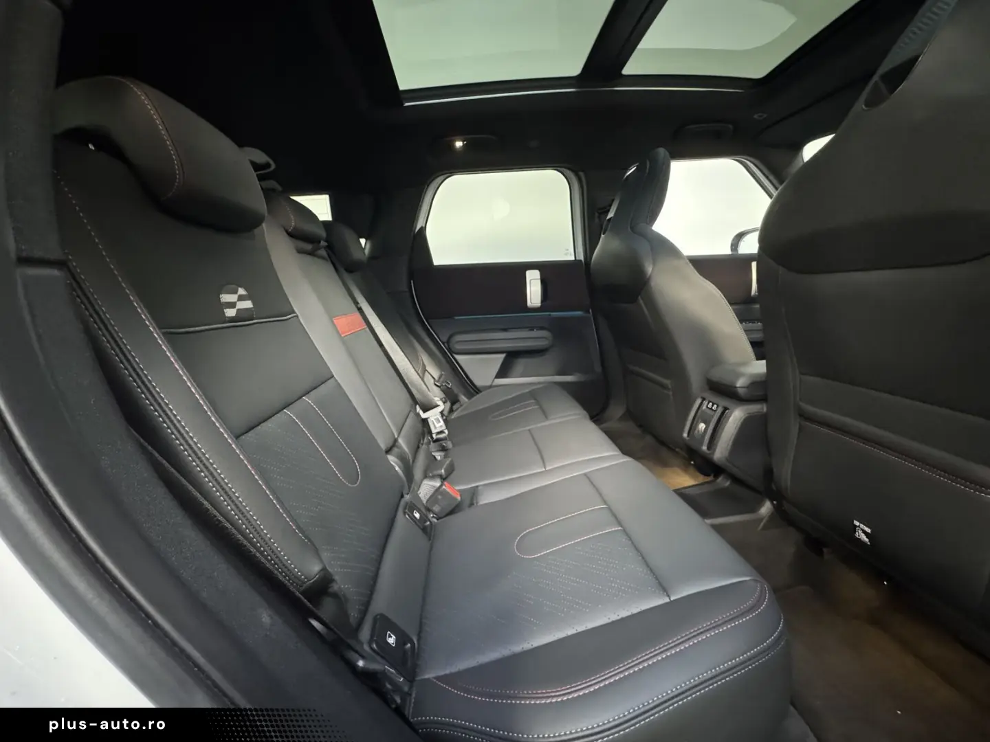 MINI Cooper C Countryman JCW Trim Package L Pano ACC