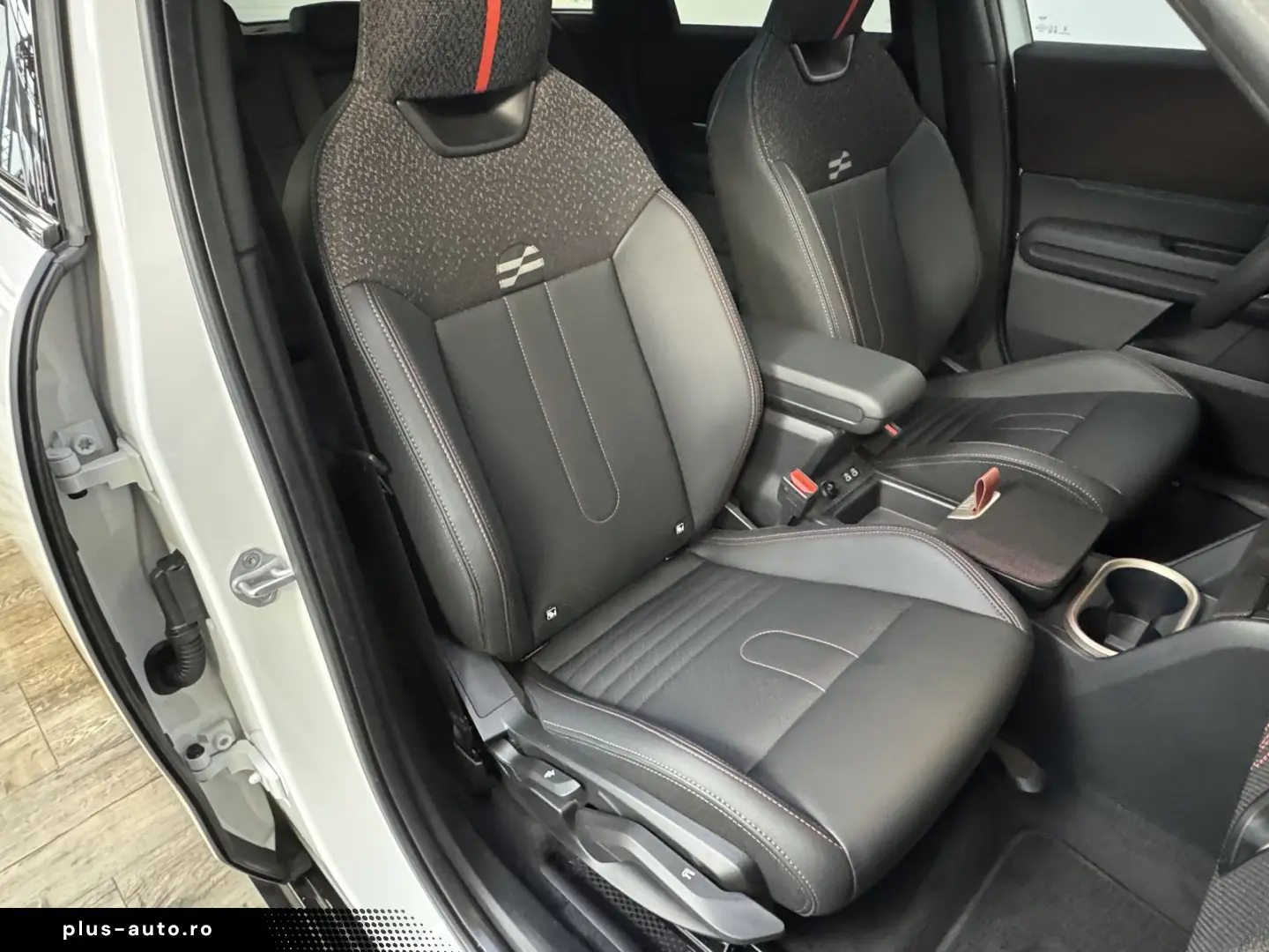 MINI Cooper C Countryman JCW Trim Package L Pano ACC