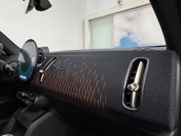 MINI Cooper C Countryman JCW Trim PackageL Pano ACC