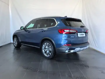 BMW X5 xDrive40i (2019)