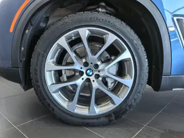 BMW X5 xDrive40i (2019)
