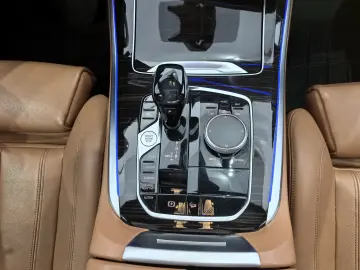 BMW X5 xDrive40i (2019)