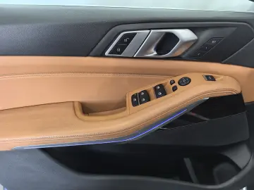 BMW X5 xDrive40i (2019)