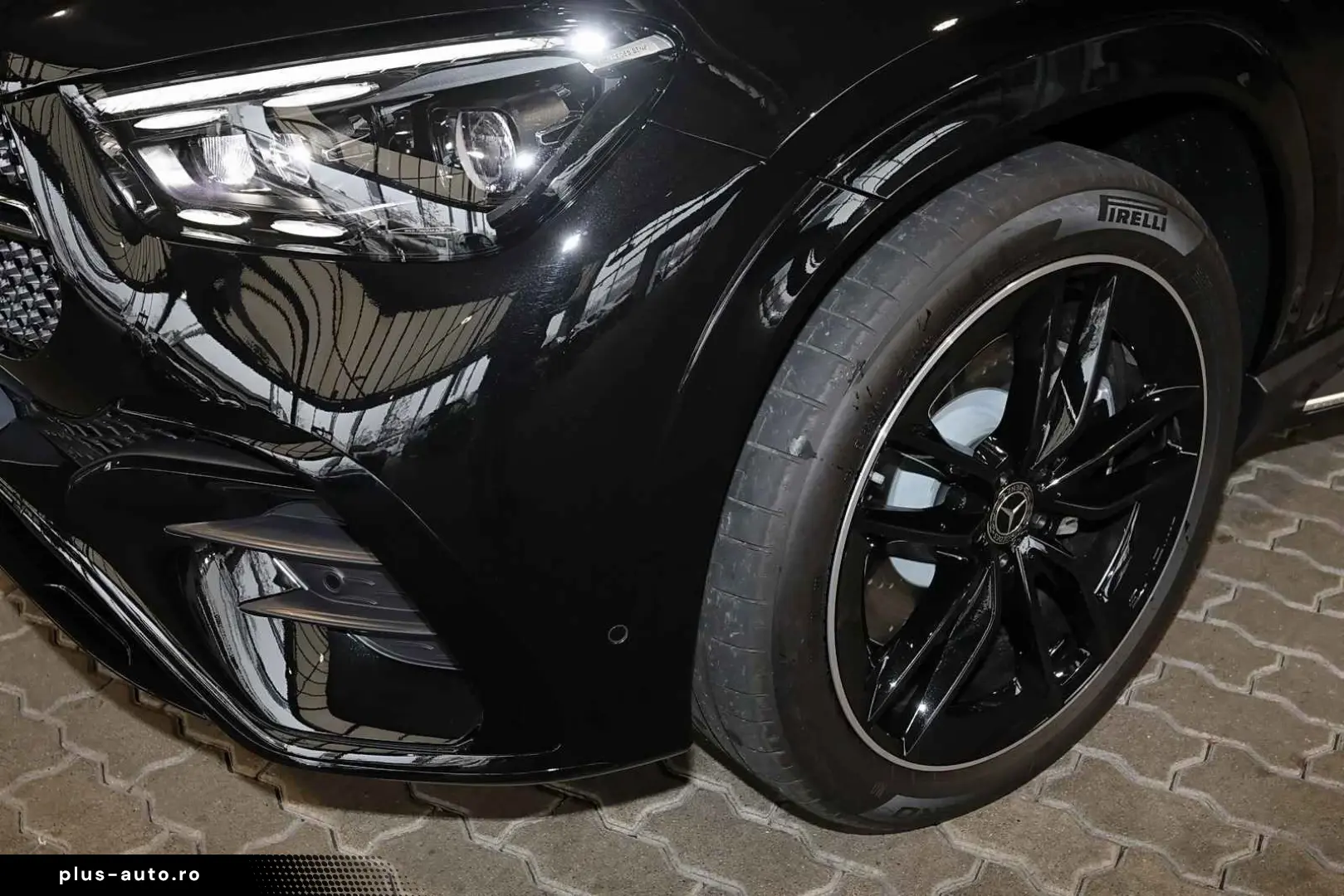 MERCEDES-BENZ GLE 580 4M AMG MBUX M-LED 360  AHK Pan&hellip;