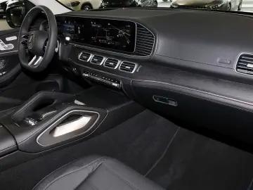 MERCEDES-BENZ GLE 580 4M AMG MBUX M-LED 360  AHK Pan&hellip;