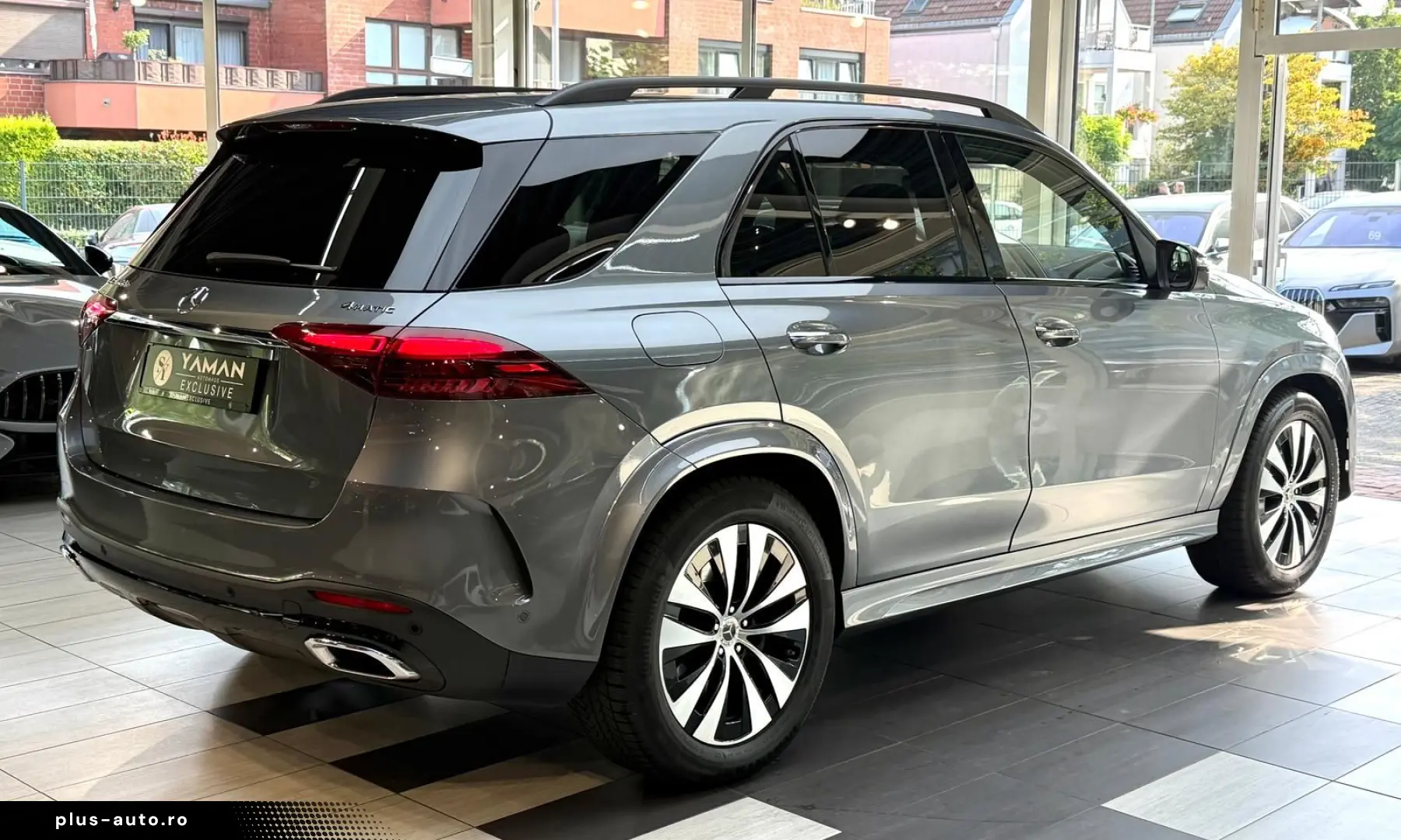 MERCEDES-BENZ GLE 400 e 4M AMG PremiumPlus Pano HuD Luftf