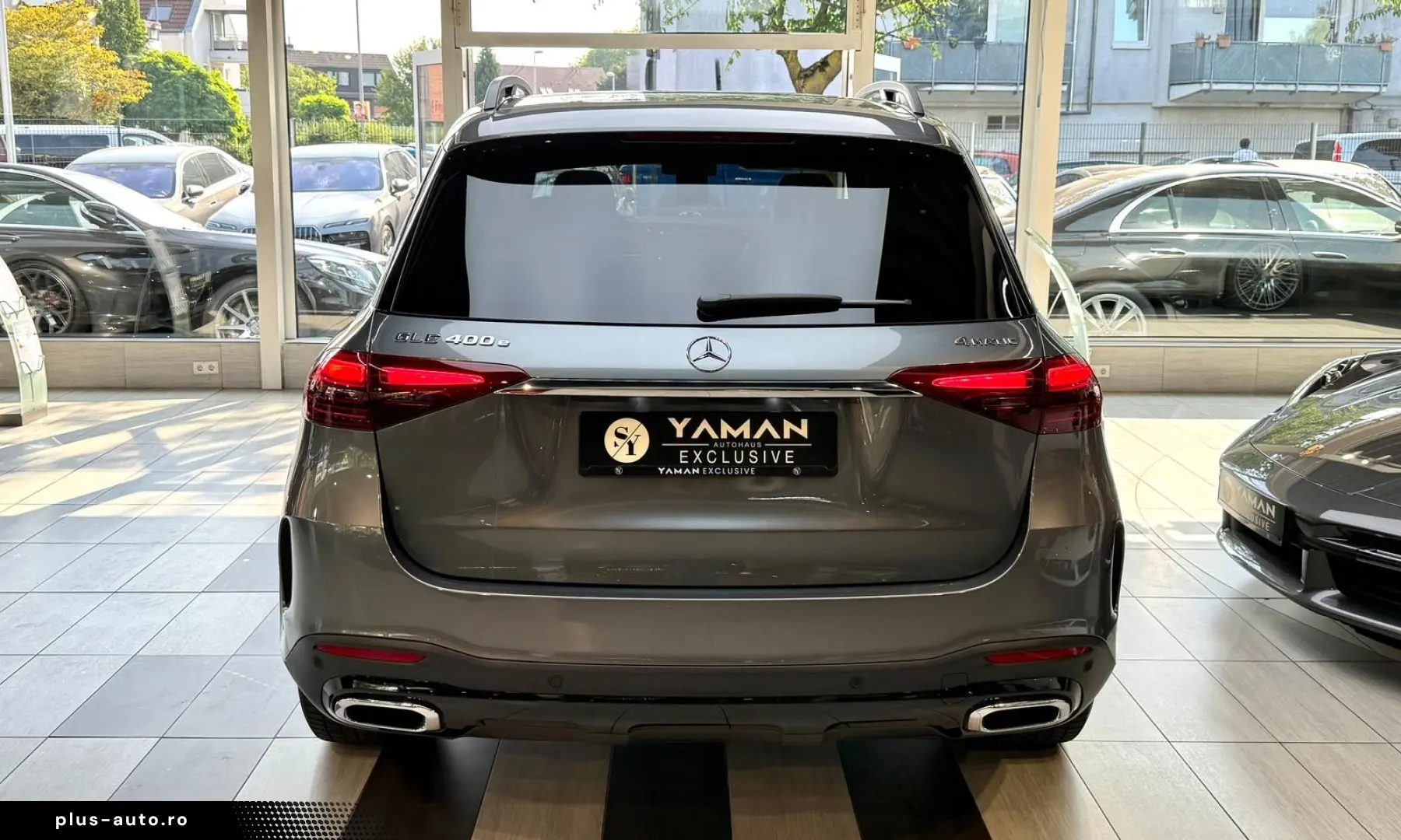 MERCEDES-BENZ GLE 400 e 4M AMG PremiumPlus Pano HuD Luftf