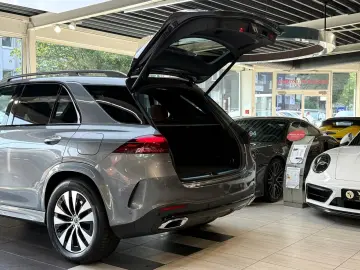 MERCEDES-BENZ GLE 400 e 4M AMG PremiumPlus Pano HuD Luftf