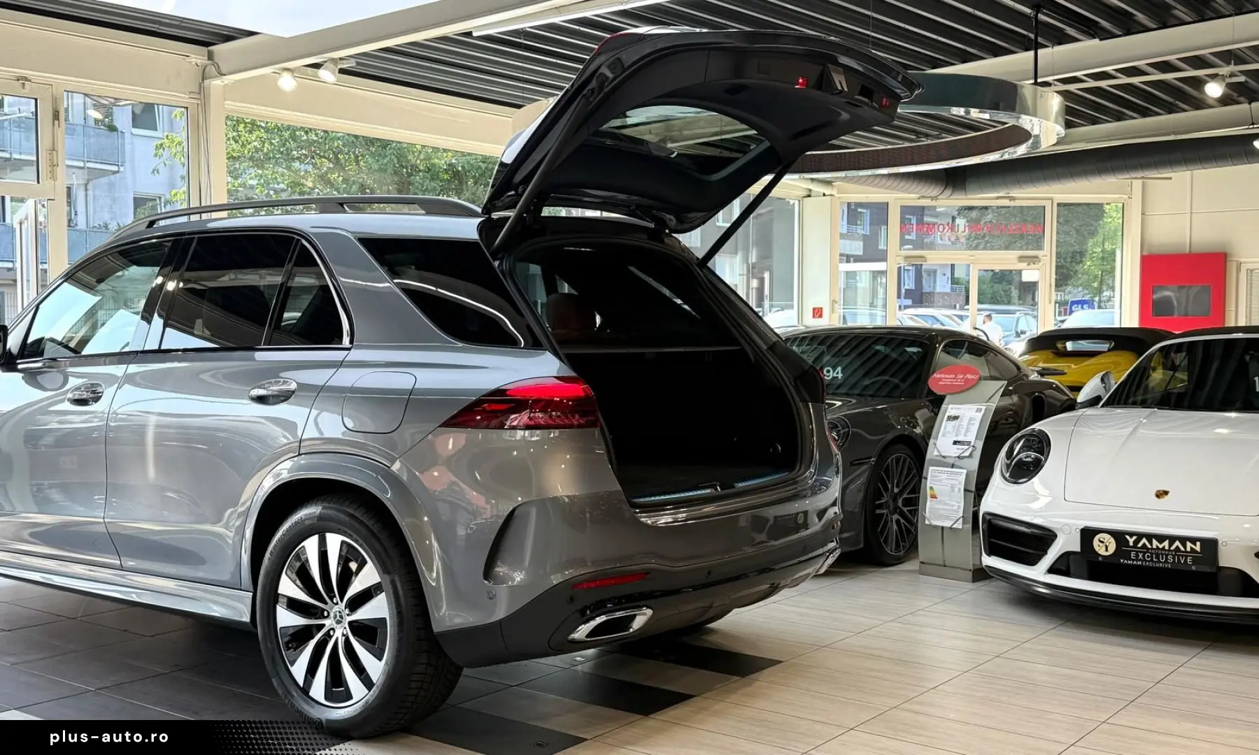 MERCEDES-BENZ GLE 400 e 4M AMG PremiumPlus Pano HuD Luftf