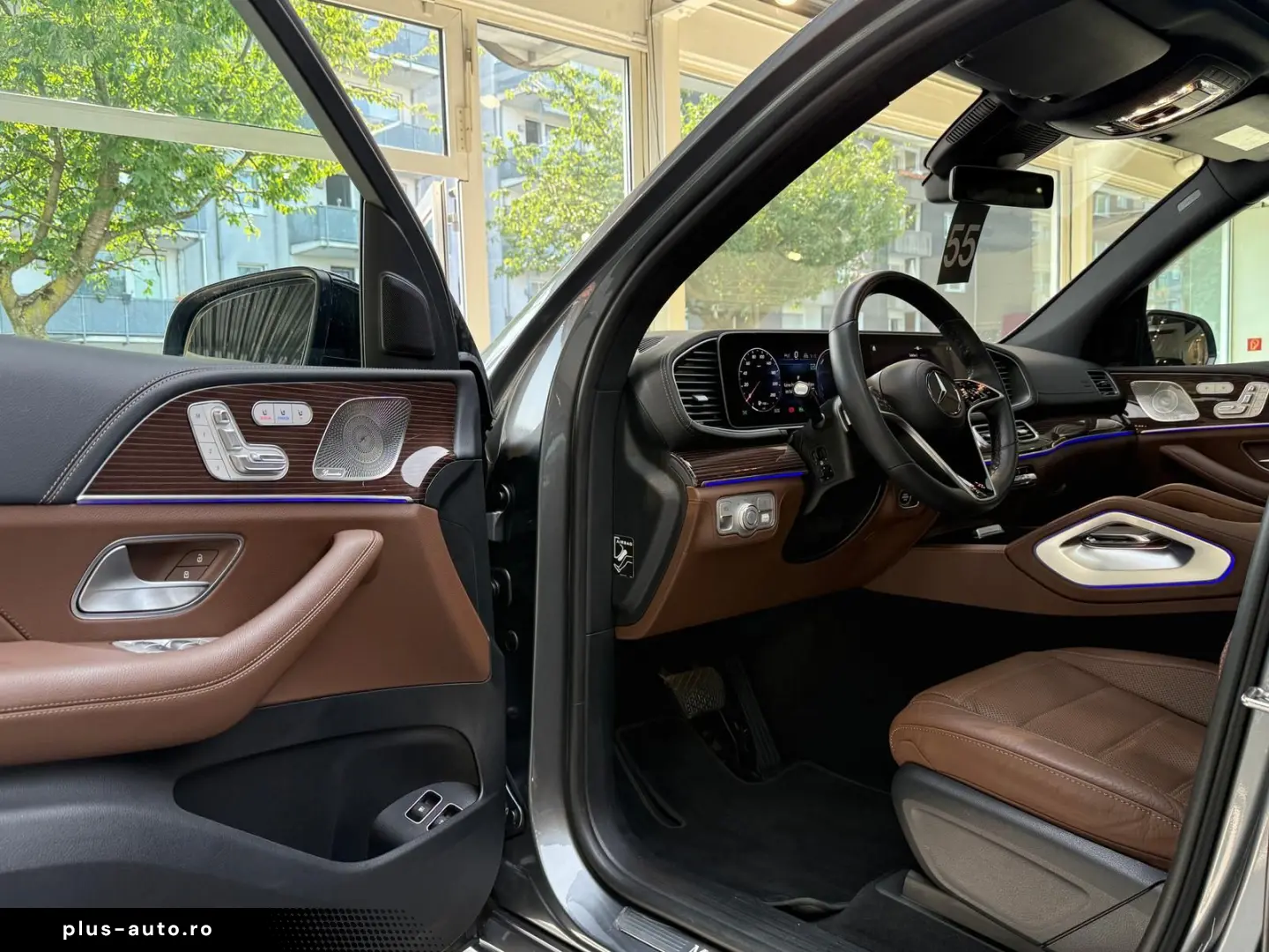 MERCEDES-BENZ GLE 400 e 4M AMG PremiumPlus Pano HuD Luftf