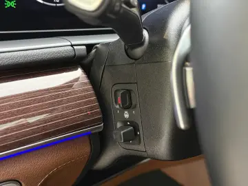 MERCEDES-BENZ GLE 400 e 4M AMG PremiumPlus Pano HuD Luftf