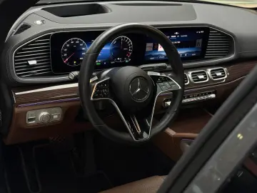 MERCEDES-BENZ GLE 400 e 4M AMG PremiumPlus Pano HuD Luftf