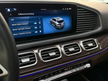 MERCEDES-BENZ GLE 400 e 4M AMG PremiumPlus Pano HuD Luftf