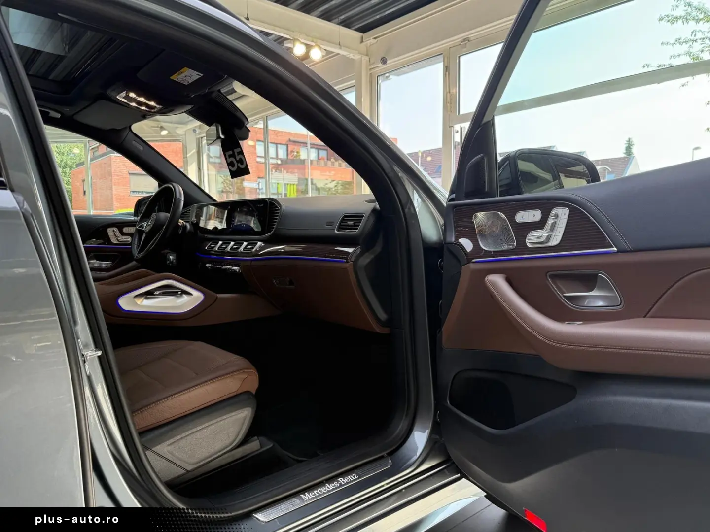 MERCEDES-BENZ GLE 400 e 4M AMG PremiumPlus Pano HuD Luftf