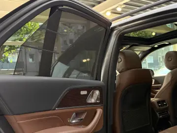 MERCEDES-BENZ GLE 400 e 4M AMG PremiumPlus Pano HuD Luftf